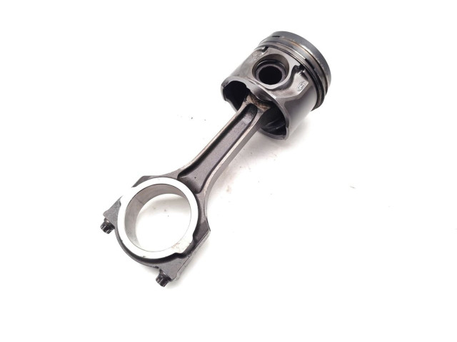 Píst    Ford Mondeo Mk III     