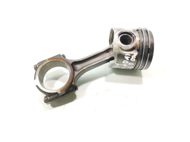 Píst Hyundai H-100 D4CB