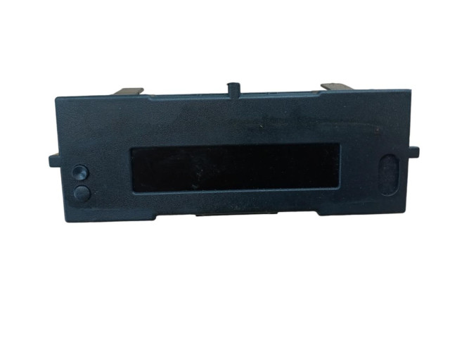 Дисплей    8200307273   Renault Clio III