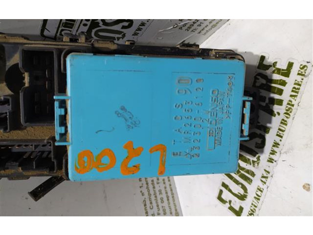 Блок предохранителей MD142382 Mitsubishi L200