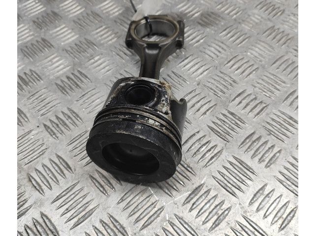 Píst 03G107065C, 038105401J Seat Leon (5F) CEGA