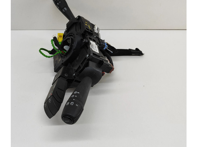 Подрулевой переключатель 255671453R, 479457095R Dacia Sandero