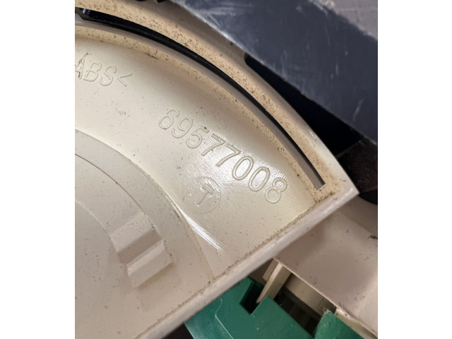 Блок управления климат-контролем N103318U, 69577008   Dacia Logan I