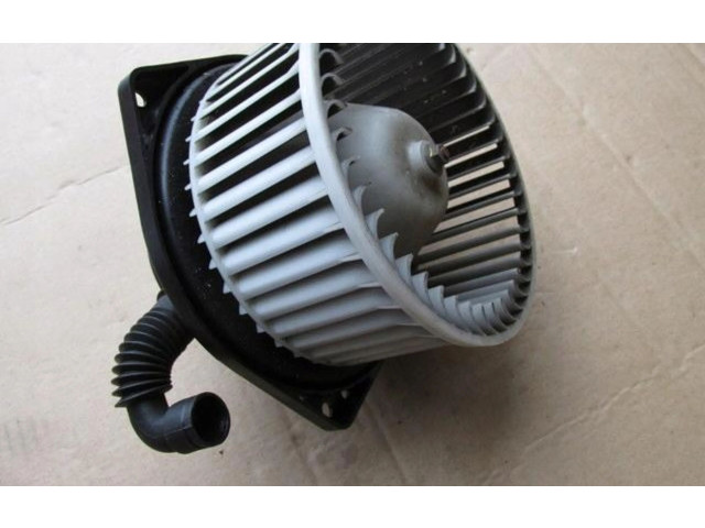 Вентилятор печки Mitsubishi Pajero Sport I