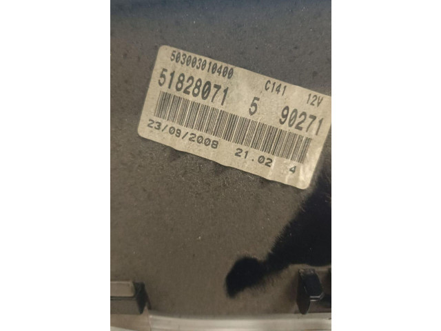 Přístrojová deska Fiat Grande Punto 51828071, 51828071