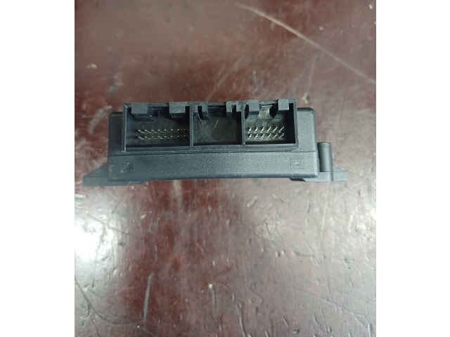 Блок управления парковки 3U0919283   Skoda Superb B5 (3U)