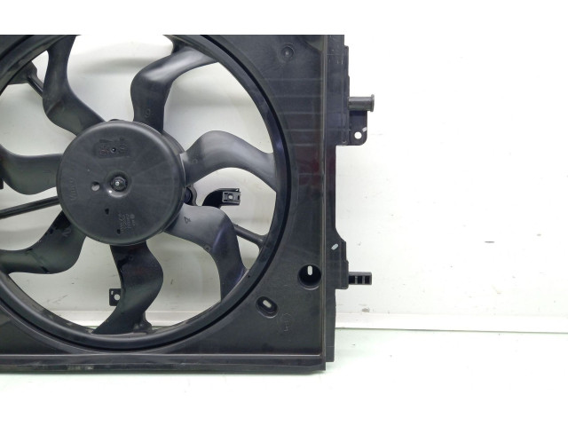 Электрический вентилятор радиаторов 214813070R, T2123600443   Dacia Sandero III   