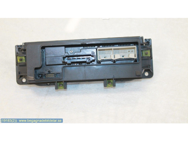 Блок управления климат-контролем 7E5907047B, 5HB01025990   Volkswagen Transporter - Caravelle T5