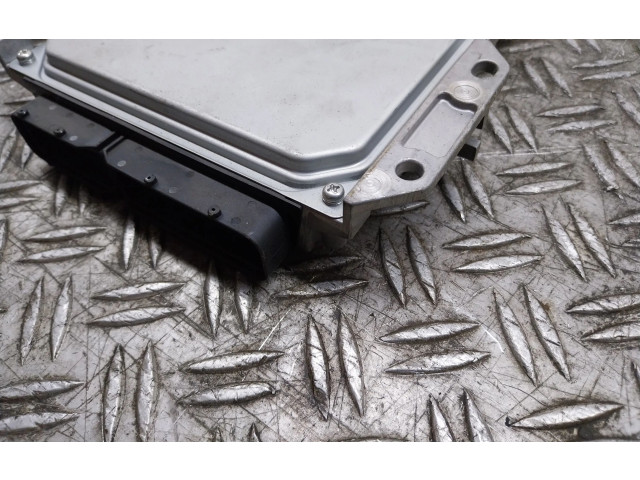 Řídící jednotka    Nissan X-Trail T30 2006