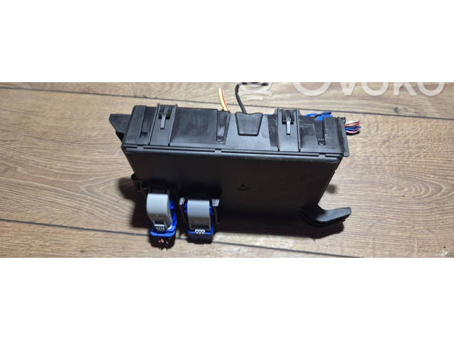 Pojistková skříňka 00517954300 Fiat Punto (199) 2005