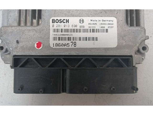 Блок управления двигателя 0281013890   Mitsubishi Outlander