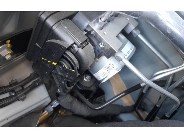 Блок АБС 476609225R Dacia Sandero 2008 - 2012 года