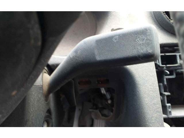 Ручка стеклоочистителей 1K0953519 Audi A3 S3 8L