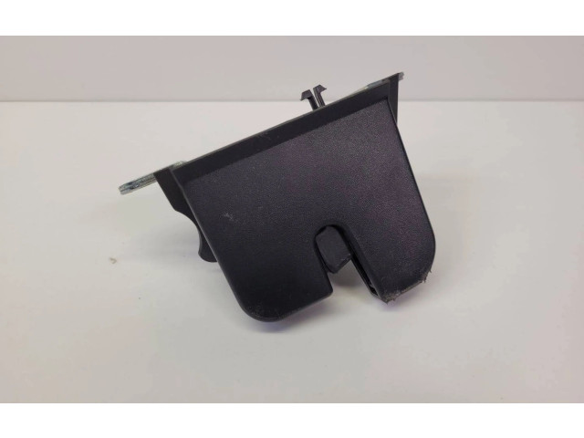 Замок багажника 2G6.827.505.B    Volkswagen Polo 2002 - 2005 года