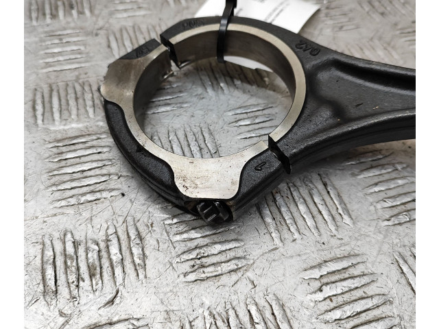 Píst A6420301818, A6420305220 Mercedes-Benz R W251 OM 642.950