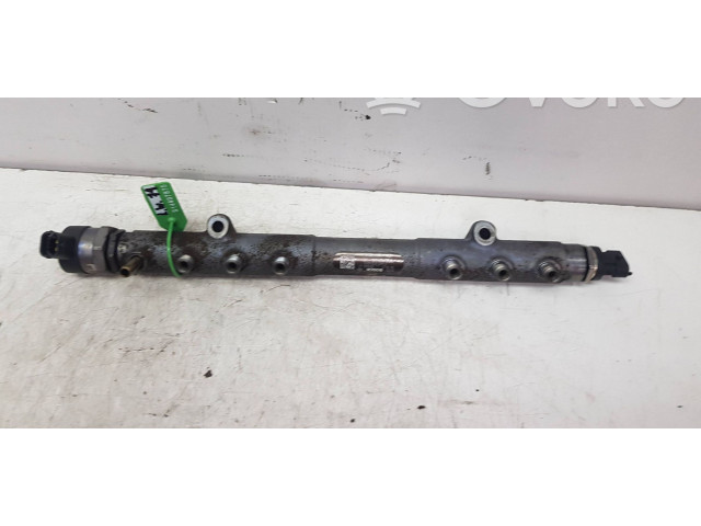 Топливная рампа 30777554, 3777576 Volvo S60