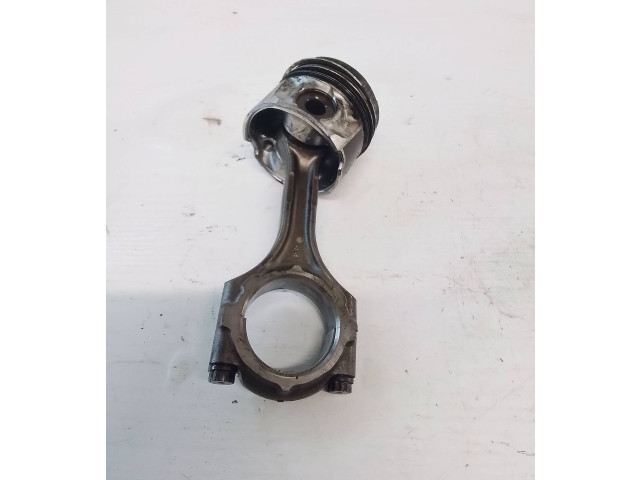 Поршень с шатуном 2AD Lexus IS 220D-250-350