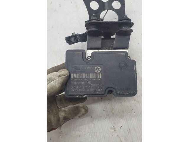 Блок АБС 1K0907379AQ Skoda Octavia Mk2 (1Z) 2004 - 2013 года