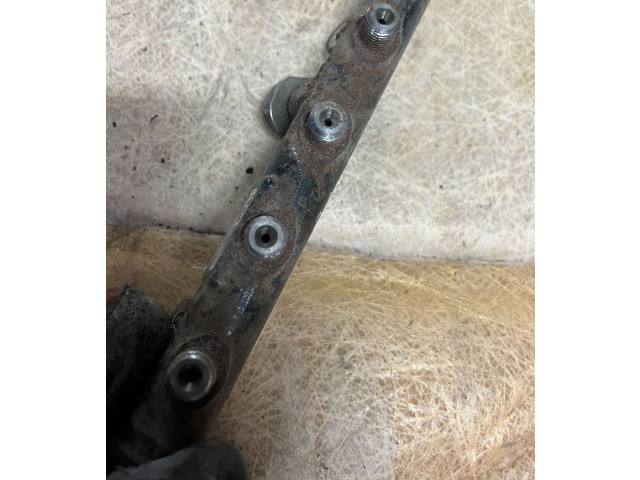 Топливная рампа 9681649580, 968164958   Volvo C30  