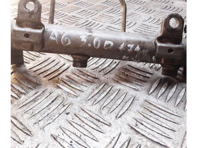 Топливная рампа Audi A6 S6 C6 4F для двигателя ASB