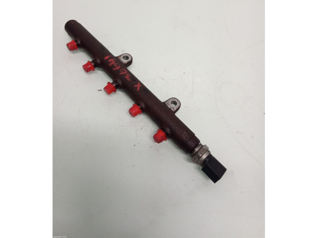 Топливная рампа 1717578 Ford Transit Custom для двигателя CYFF