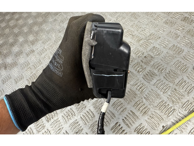 Подушка безопасности в сиденье    Subaru Outback