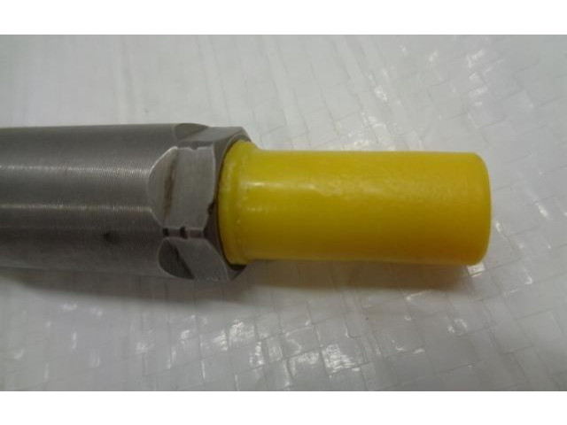 Vstřikovač 8201108033 0445110485 82 01 10 80 33 Renault Megane IV