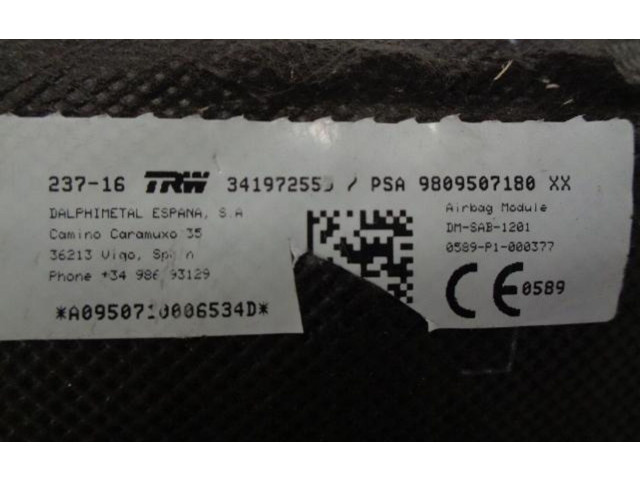 Přístrojová deska Peugeot 5008 II 2016 9809507180