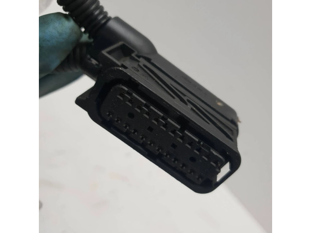 Vstřikovač 7591623, 30704   BMW 1 F20 F21  pro benzínový motor 1.6 N13B16A N13