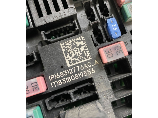 Ящик предохранителей (комплект) 68312776AC, 83180819556   Ram 1500
