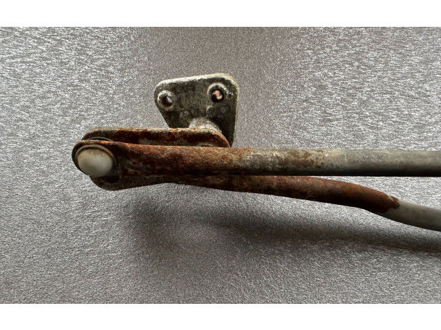 Комплект механизма стеклоочистителей MB623301 Mitsubishi Pajero