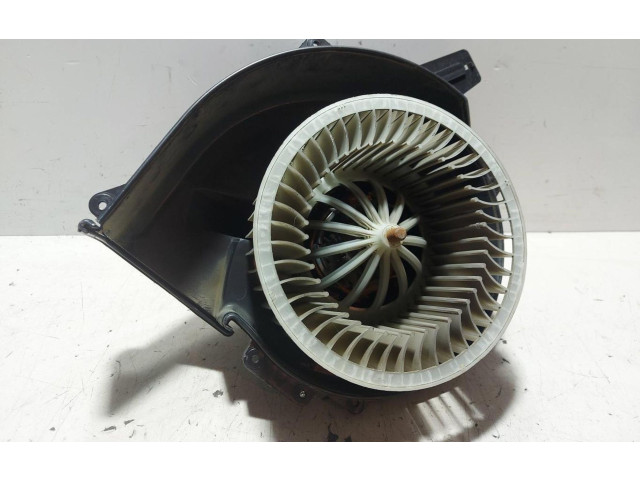 Вентилятор печки 6R1819015 Audi A1