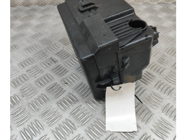   Pojistková skříňka 10966812, 6122085   MG ZS 2024