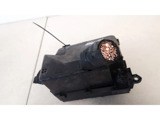 Блок предохранителей pr06102000, pr061-02000 Mitsubishi Outlander