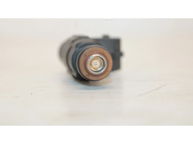 Форсунка 06A906031BA, 06A906031BA    Audi A3 S3 8L  AUM 