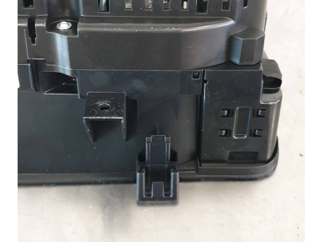 Панель приборов 1T0920885E   Volkswagen Touran II       