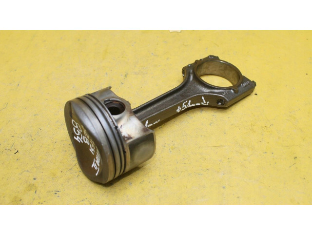 Поршень с шатуном Skoda Octavia Mk2 (1Z)