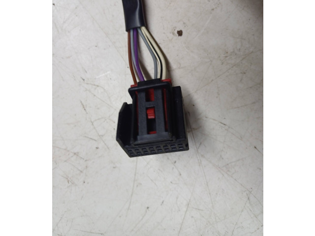 Зеркало электрическое Volkswagen Touran I 2003 - 2010 года