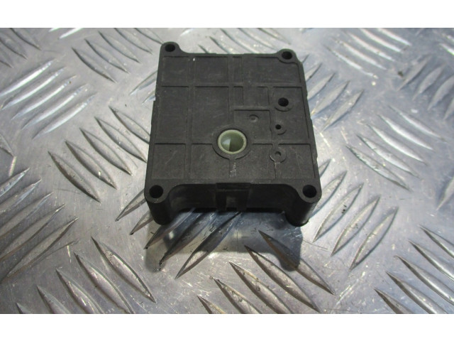 Zpětné zrcátko Mitsubishi Carisma 2002 MR910477