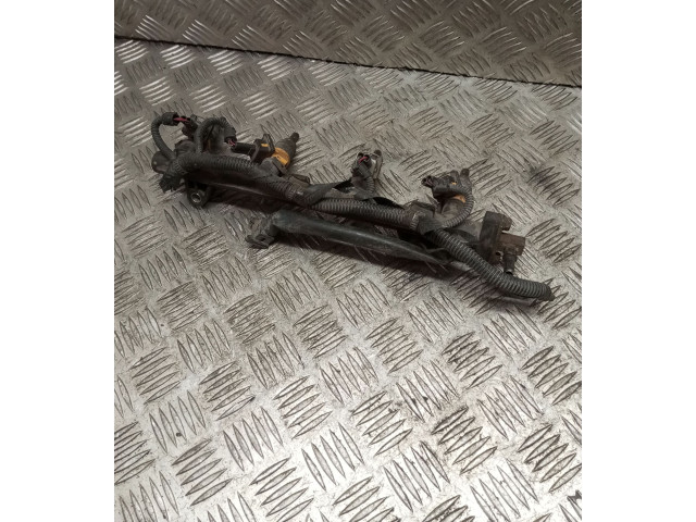 Топливная рампа 0K30E1315X KIA Rio