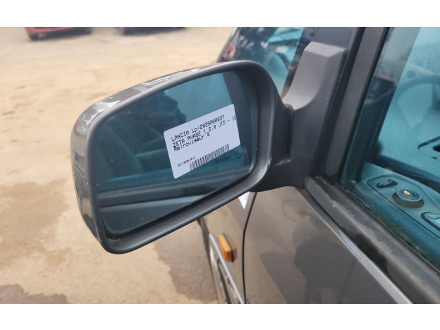 Зеркало электрическое        Lancia Zeta   -  года   