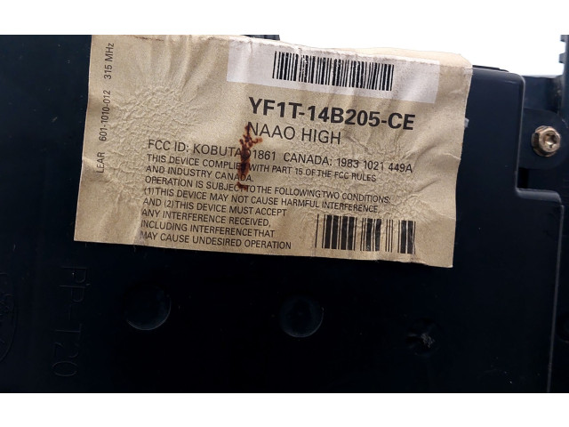 Блок предохранителей YF1T14A067AG, VF1T14B205CE Mercury Sable IV