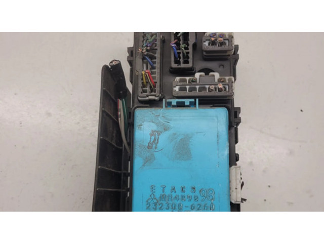 Блок предохранителей MR409898, 2323006260 Mitsubishi Pajero Sport I