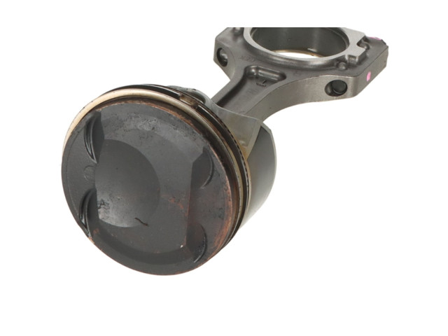 Шатун Genesis G70