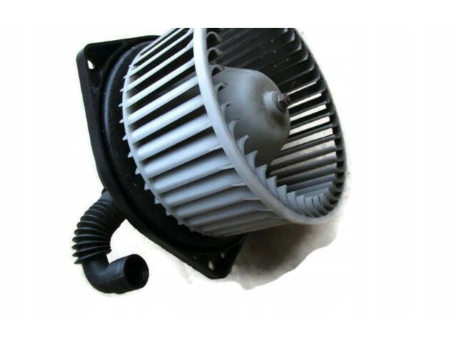 Вентилятор печки Mitsubishi Pajero Sport I