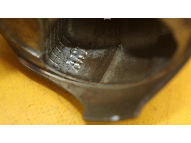  Поршень с шатуном  69G0  Suzuki Ignis  