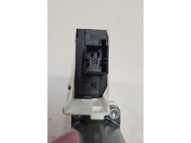 Передний двигатель механизма для подъема окон