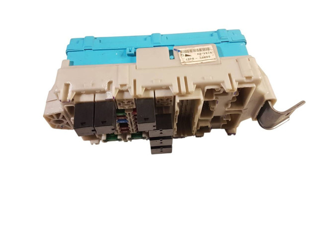 Pojistková skříňka 8637A157, 608250467 Mitsubishi Pajero 2007