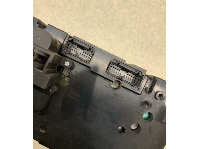 Блок управления климат-контролем 30746022, M4041300108   Volvo XC70