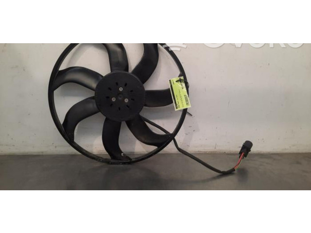 Комплект вентиляторов 2Q0959455H Skoda Fabia Mk4 (6VA)